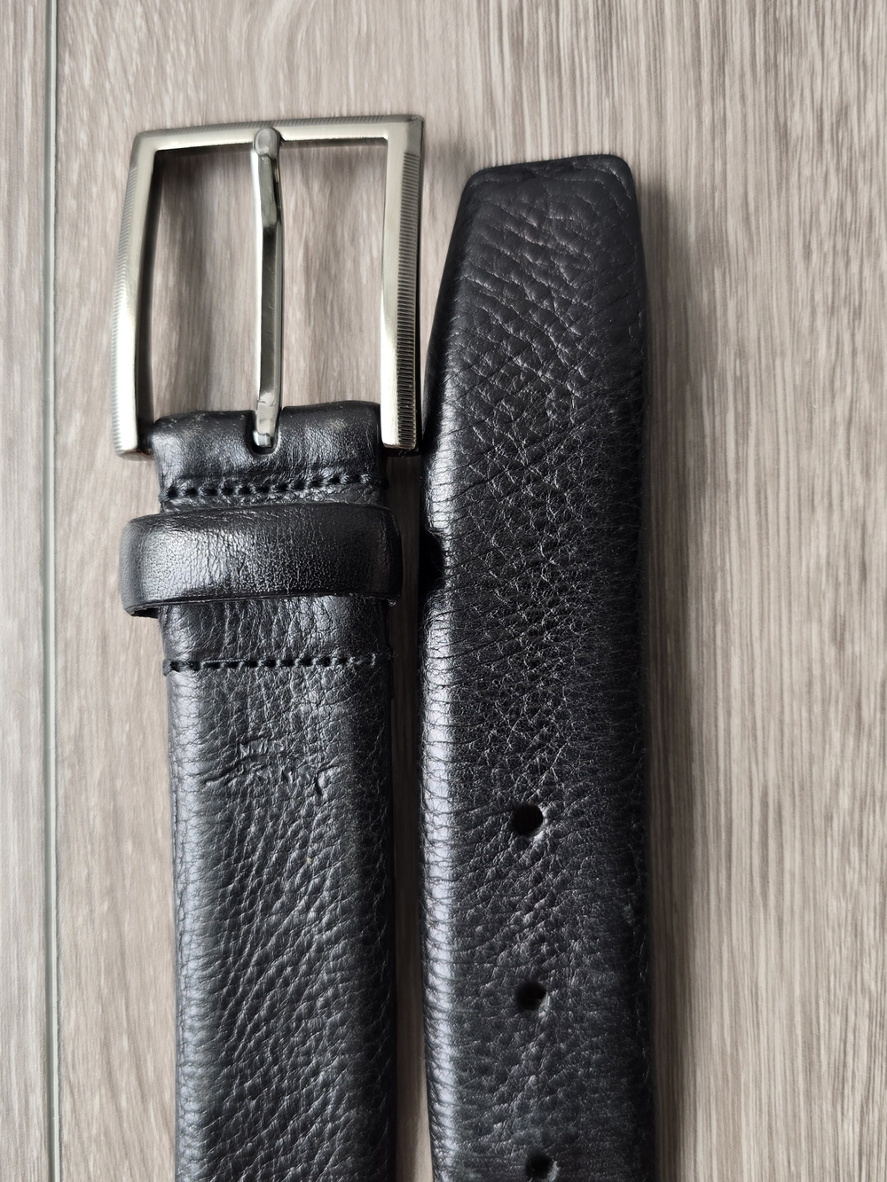 Tommy Bahama Genuine Italian Leather Belt Black Silver Buckle Mens Size 38